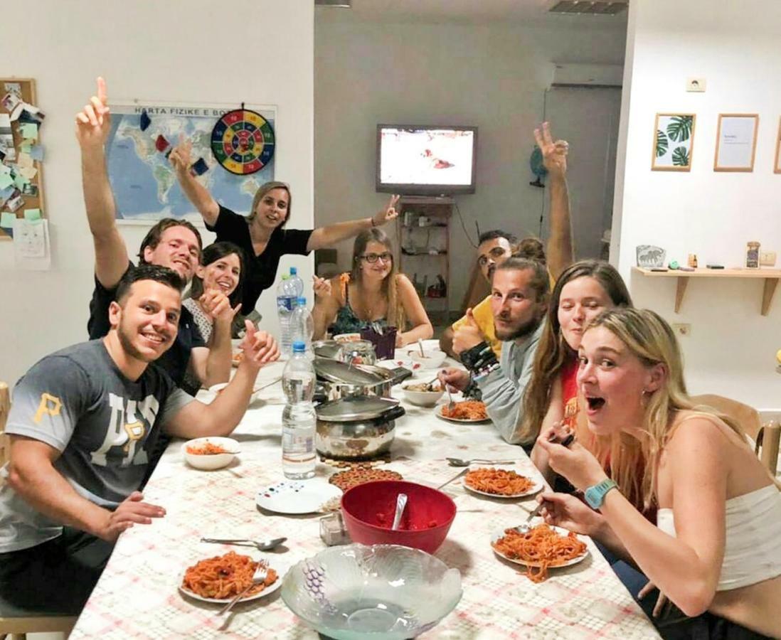 Hasta La Vista Hostel